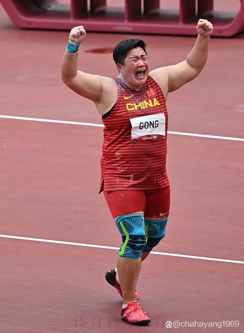 阿门正面大踏步突进 滑翔飞身挑篮2+1